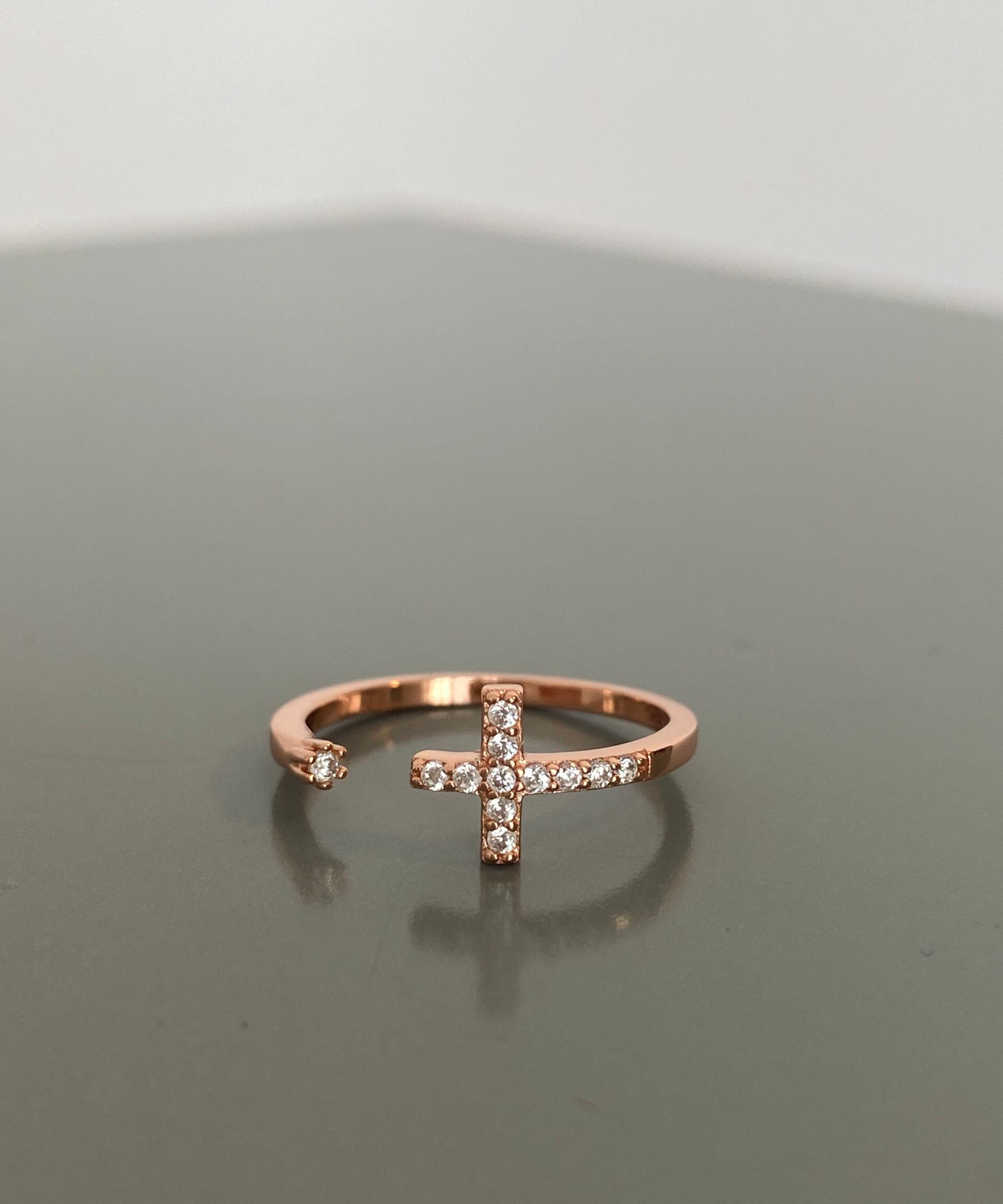 Cross Ring