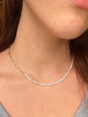 Collar Pearl Paperclip