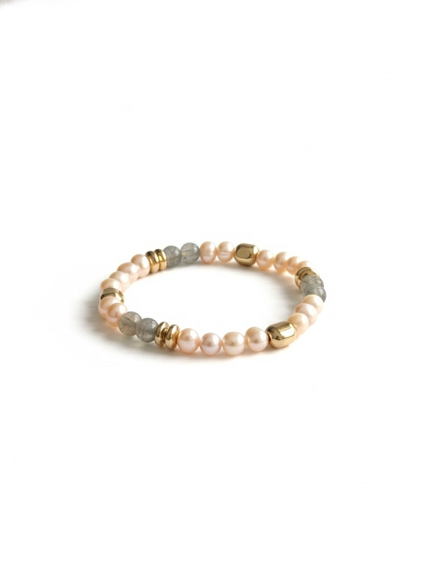 Pearl and Labradorite Bracelet