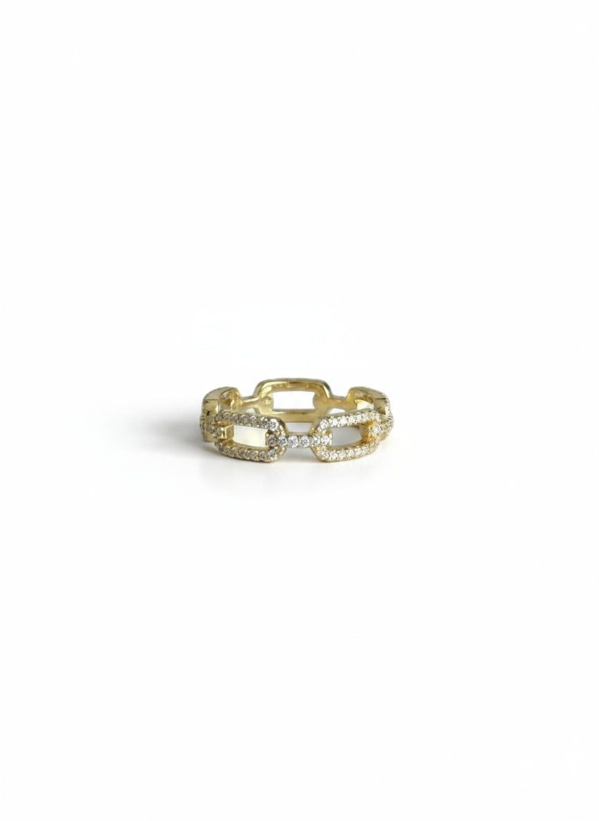 Pave Link Ring