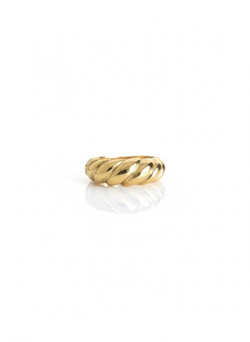 Gold Croissant Ring