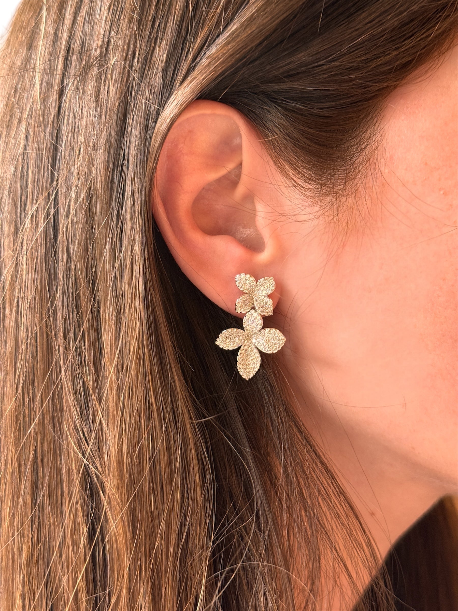Dangling Flower Earrings