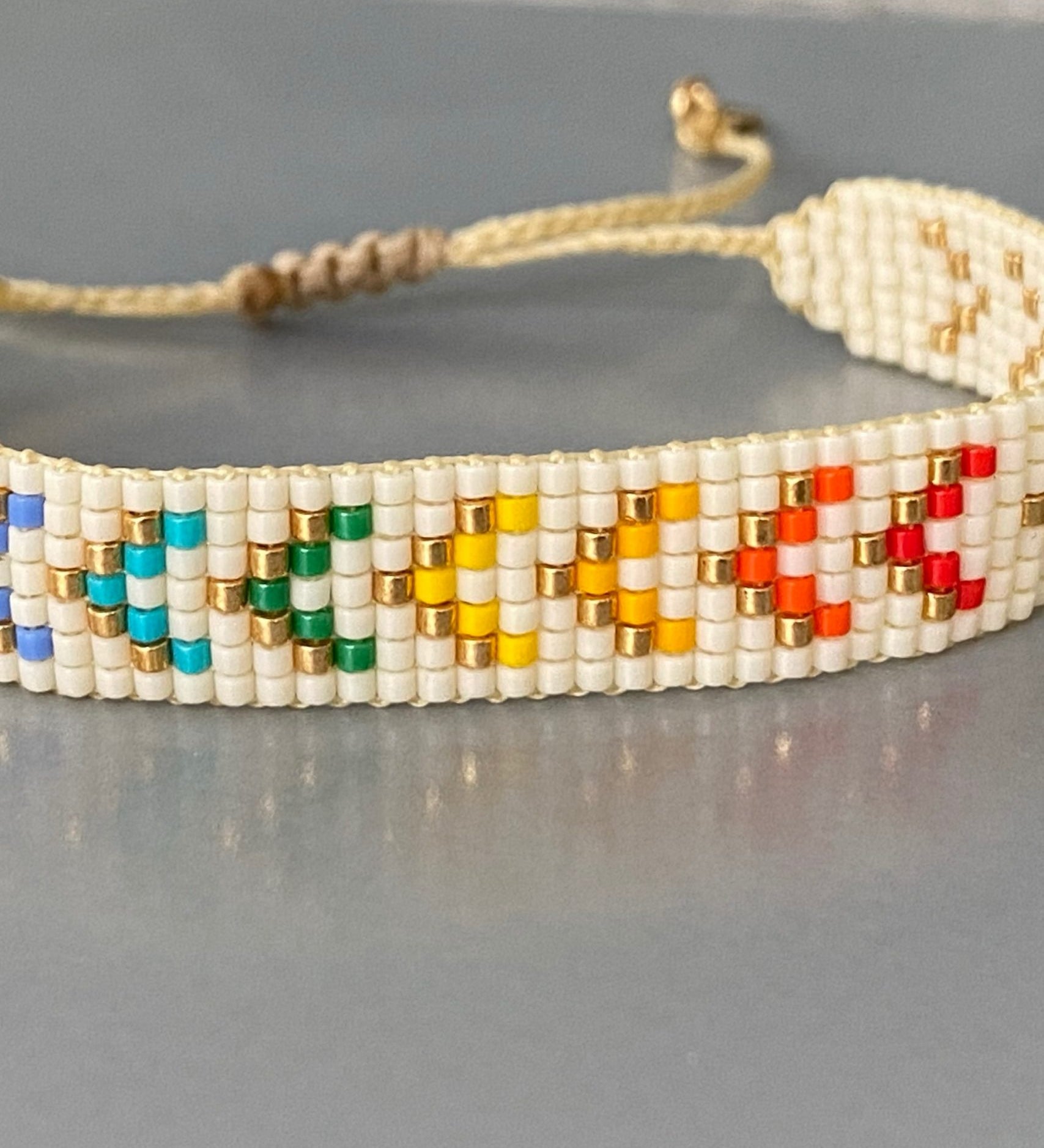 pulsera-forward-rainbow-1-scaled.jpg